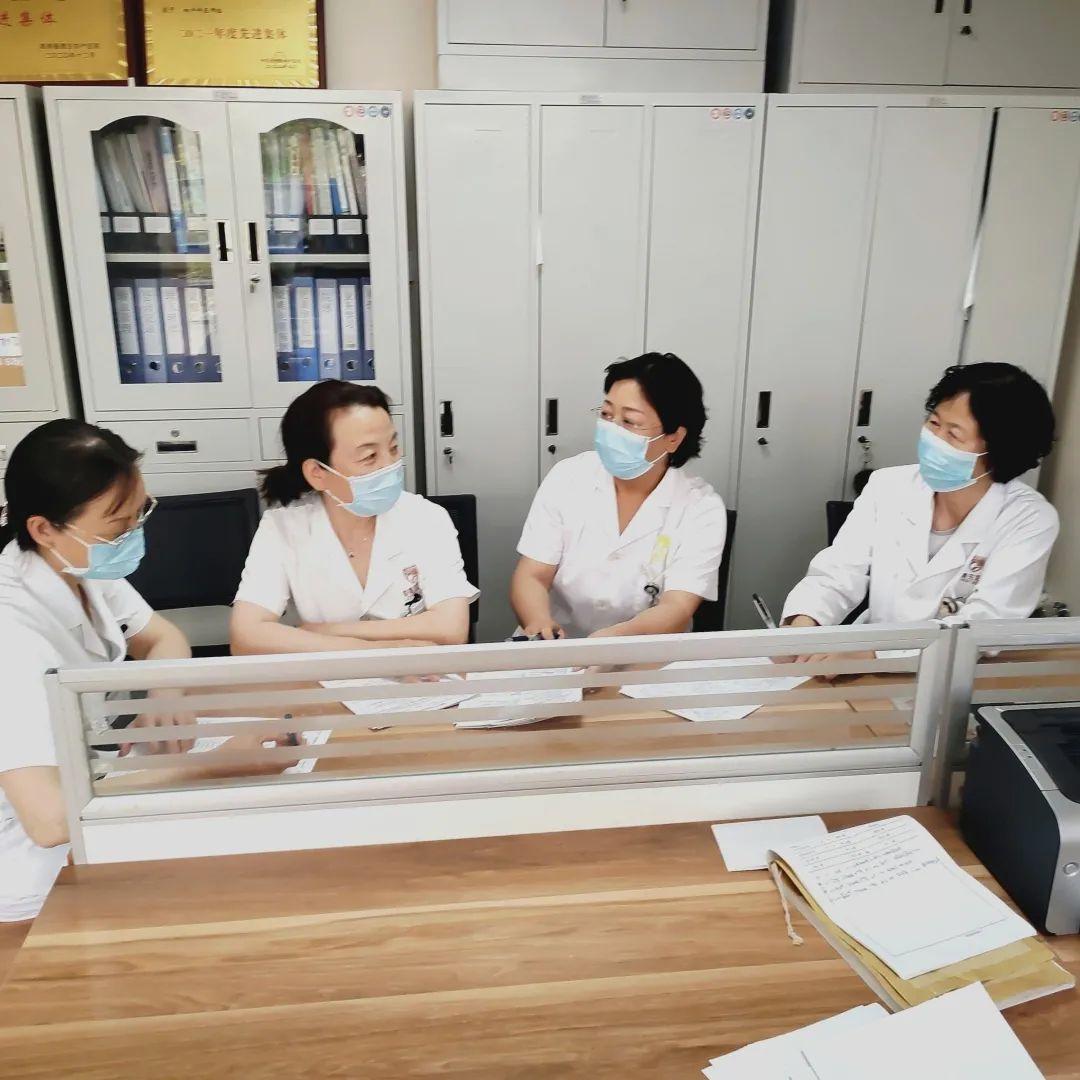 我院医务科组织住院部医师病历大赛，白巧芳脱颖而出